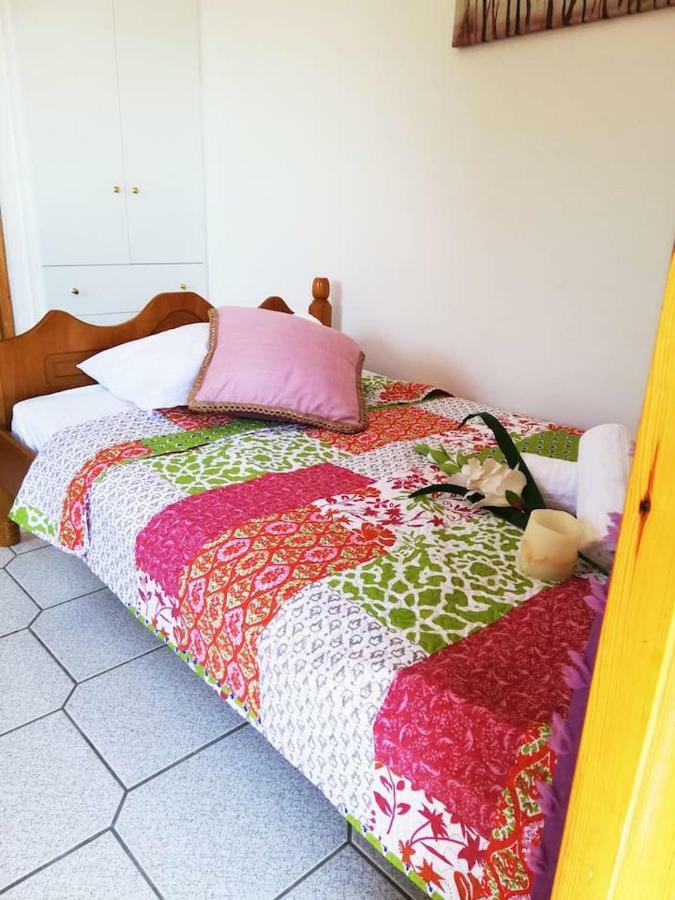Appartement Theasea House With Garden à Riglia Extérieur photo